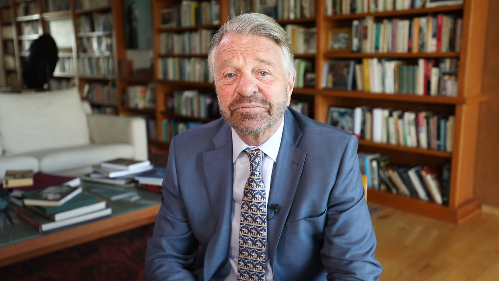 En opinión de Castañeda Voto latino podría dar fuerza a Sanders