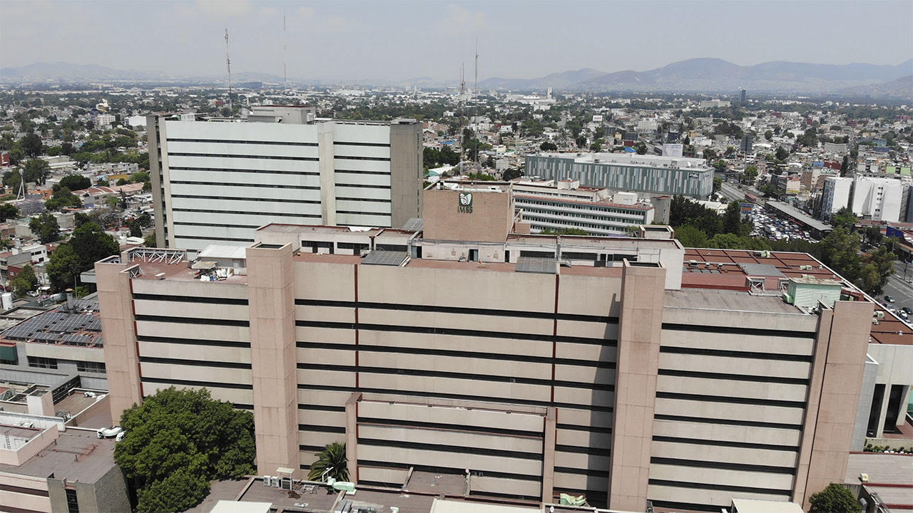 Enfermeras denuncian que se ocultan casos de COVID19 en La Raza Enfermeras denuncian que se ocultan casos de COVID19 en La Raza
