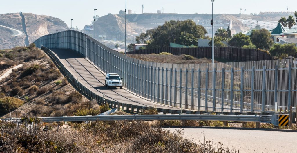 Muro entre México y Estados Unidos