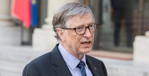 Bill Gates considera como una tontería las prohibiciones de viaje de Trump