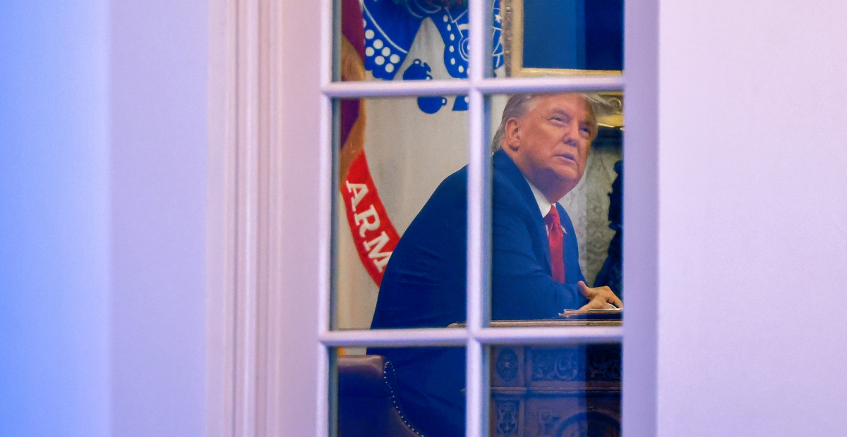 Trump busca persuadir a legisladores republicanos para intervenir en estados clave