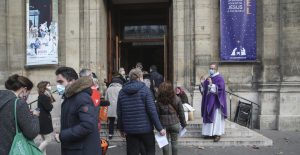Francia reabre iglesias, mezquitas y sinagogas, pero con límites de aforo