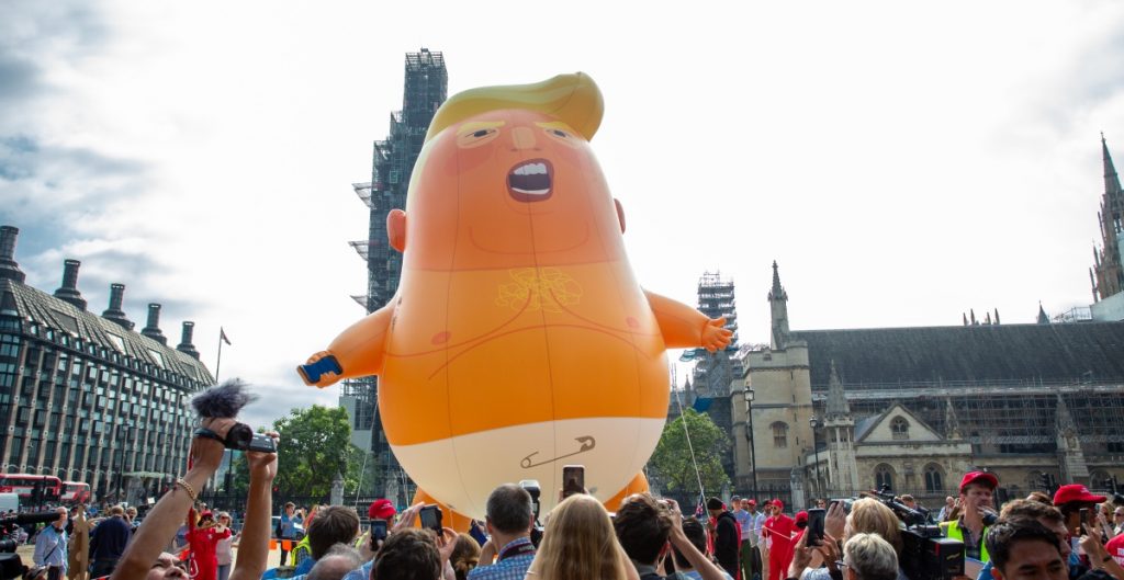 Museo De Londres Adquiere El Bebe Trump Para Su Coleccion
