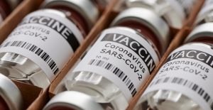 Exceso de confianza en vacunas puede traer nueva ola de Covid: OMS