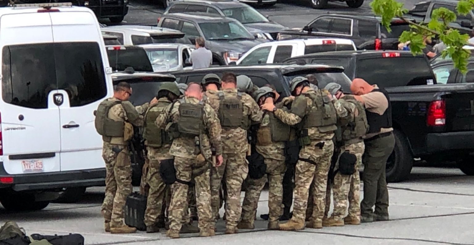 Tiroteo y toma de rehenes deja 5 muertos en Carolina del Norte