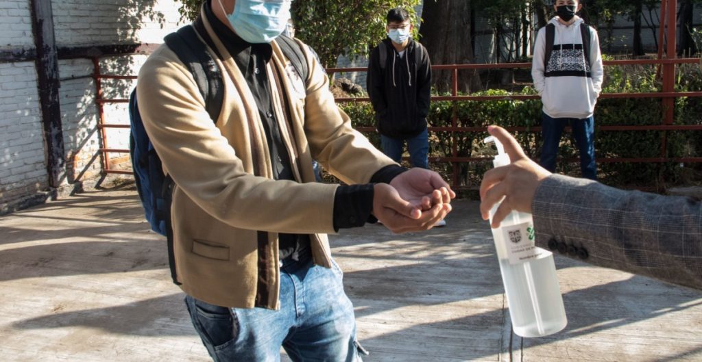 Detectan primer caso de Covid-19 en escuela de la CDMX tras regreso a clases presenciales Detectan primer caso de Covid-19 en escuela de la CDMX tras regreso a clases presenciales