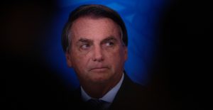 Jair Bolsonaro amenaza los pilares de la democracia de Brasil, asegura HRW