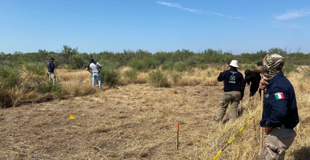 Hallan centro de exterminio en la carretera de Monterrey a Nuevo Laredo