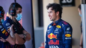 Checo Pérez llega al 2022 con más experiencia. (Foto: Reuters).