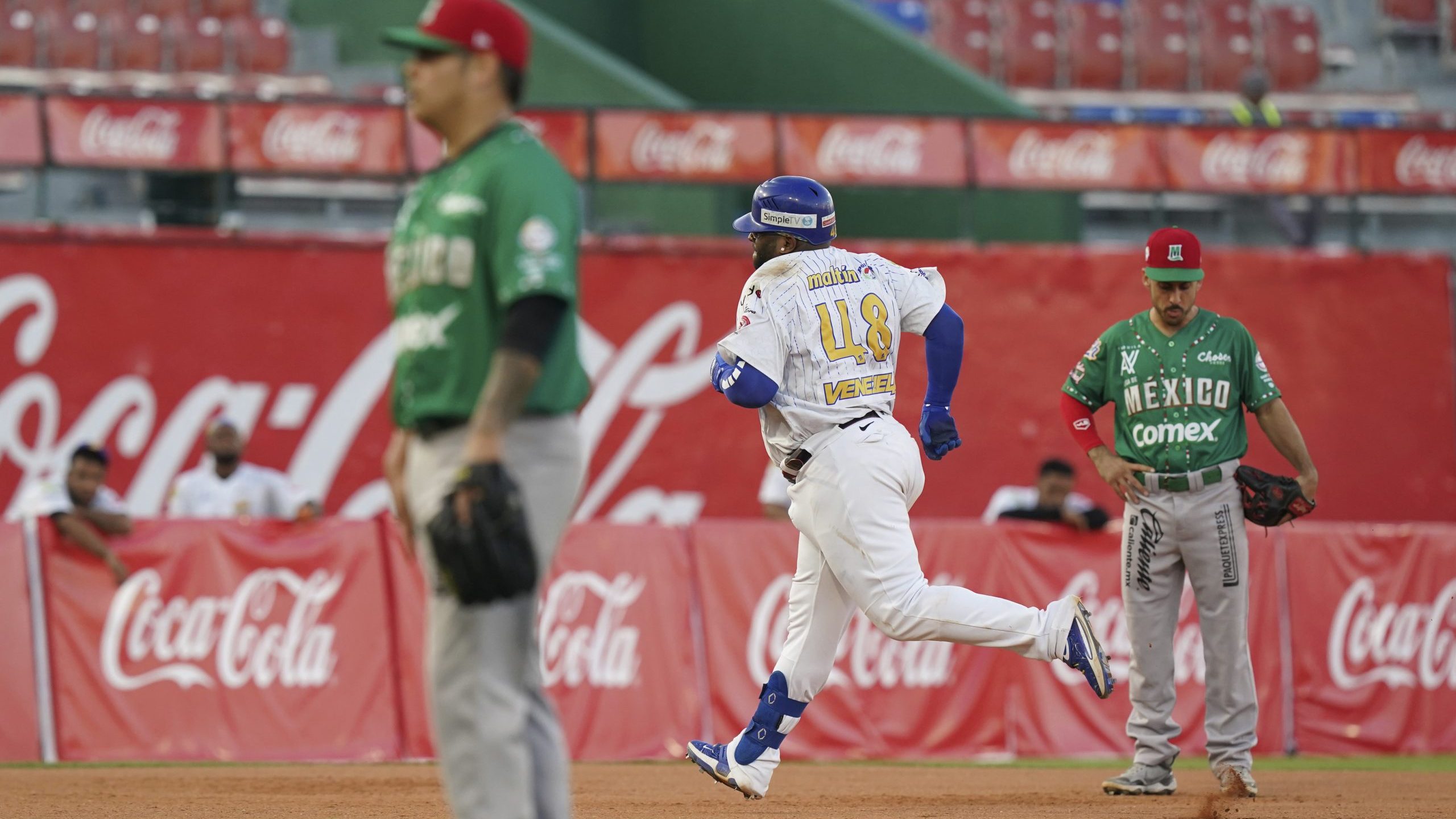 México se lleva blanqueada ante Venezuela y sufre su segunda derrota en
