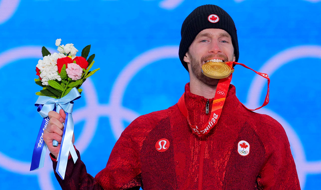 El canadiense Max Parrot, sobreviviente de cáncer, gana oro en