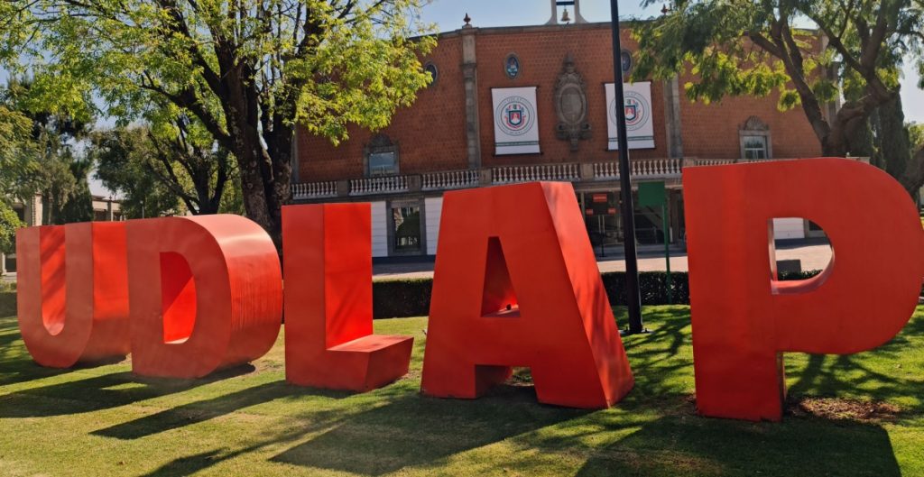 Entrega de la UDLAP es una simulación, acusa la Fundación Mary Street