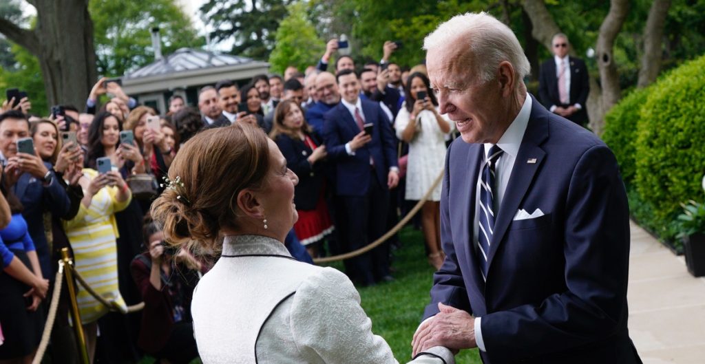 gutierrez-muller-biden-cinco-de-mayo-efe