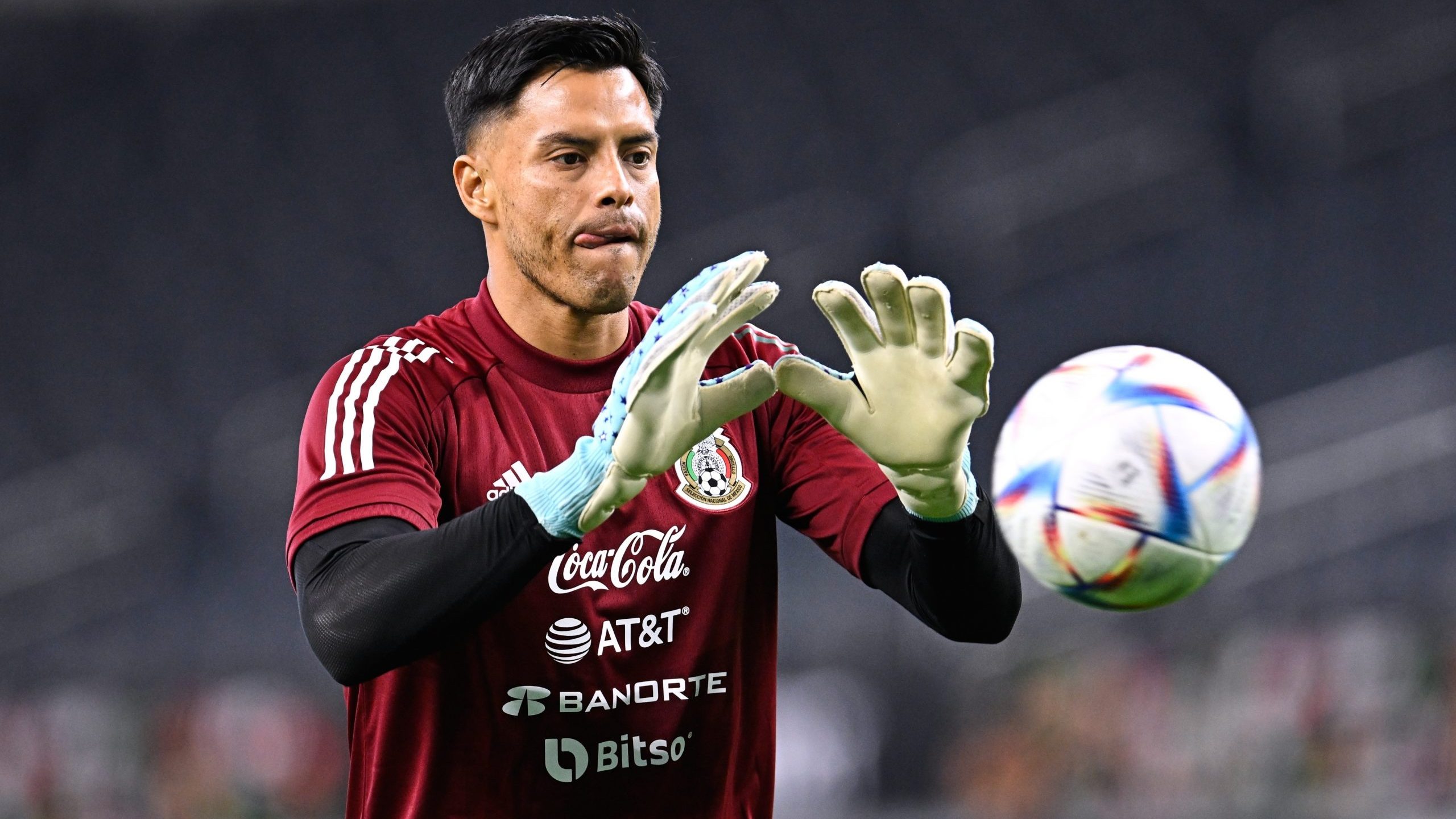 Alfredo Talavera da el sí a los Bravos y será su nuevo portero "Nos