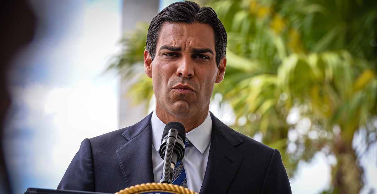 Alcalde de Miami publica video con el que arranca su campaña por la