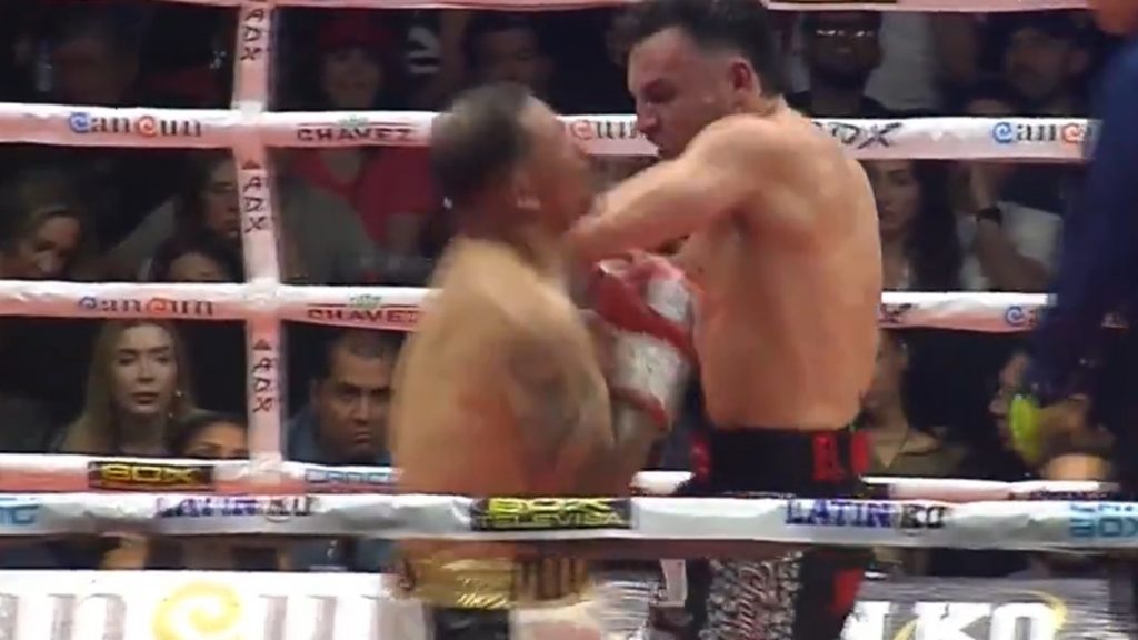 Omar Chávez al momento de noquear a Michel ‘Matador’ Muñoz Zavala (Foto: Captura de pantalla).